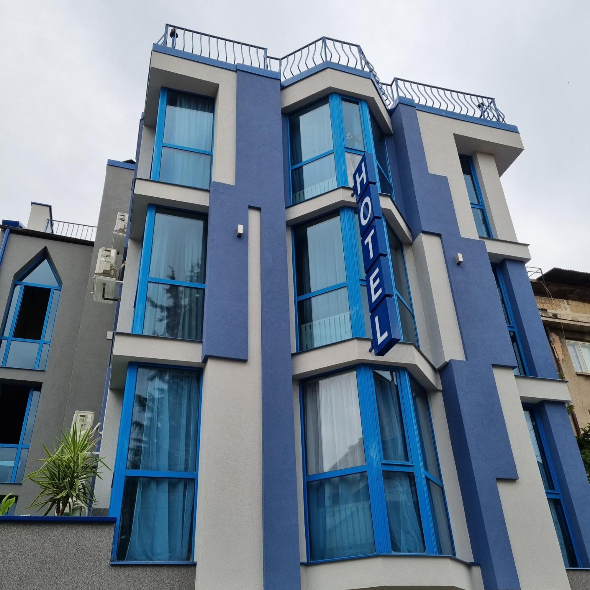 Хотел Европа Montana Exterior photo